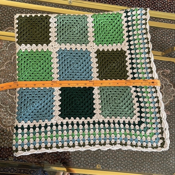 Handmade by hobbii 8/4 cotton yarn. square 34x34 inches - Picture 11 of 16